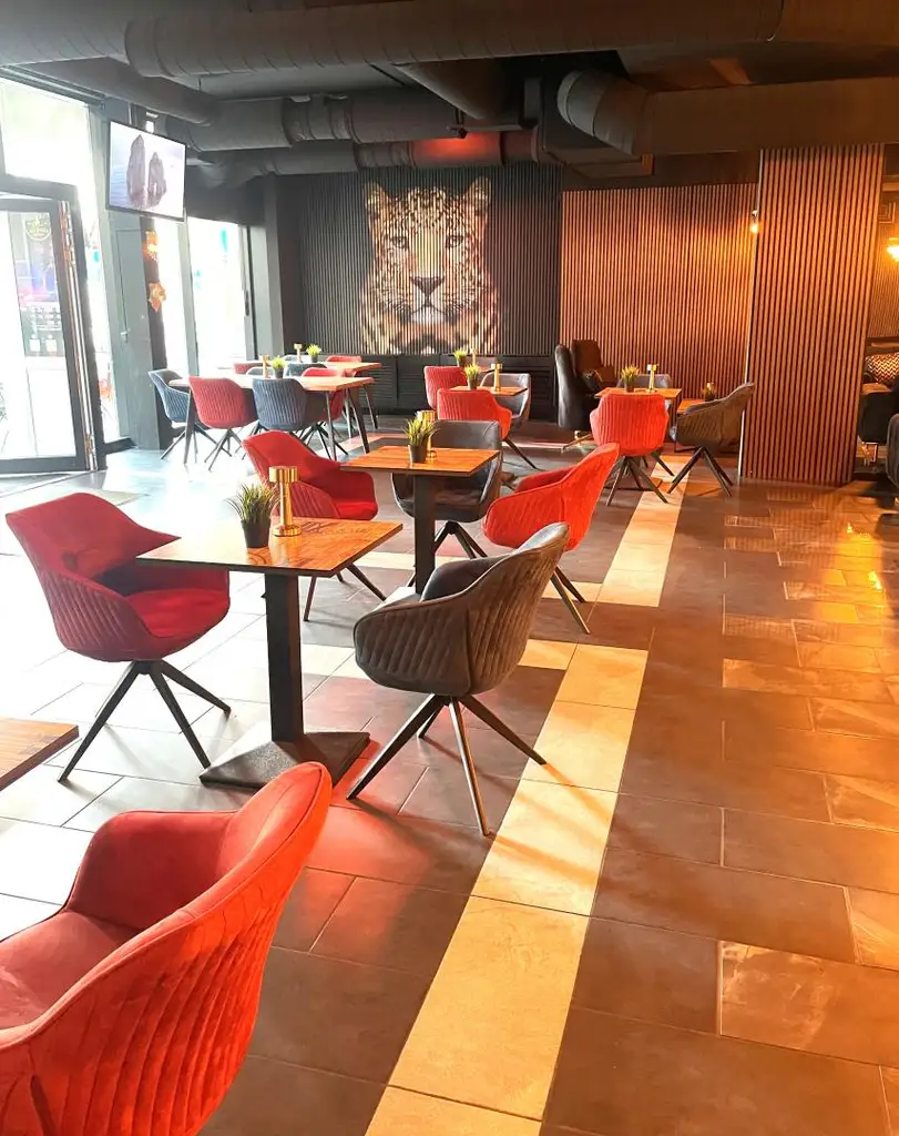 Schlüsselfertige Bar & Shisha Paradies