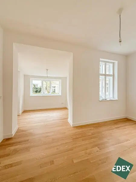 Hofseitiges Büro Nähe Pilgramgasse