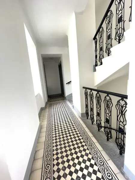 Sanierte 2 Zimmer Wohnung mit 45 m² im Herzen des. 3. Bezirkes