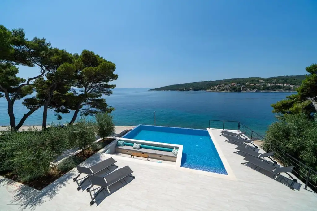 Steinvilla direkt am Meer – Exklusives Anwesen auf der Insel Brač