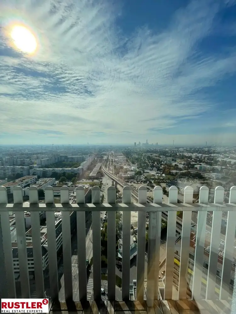 Atemberaubend -> Möblierte 4-Zimmer Wohnung mit traumhaftem Ausblick