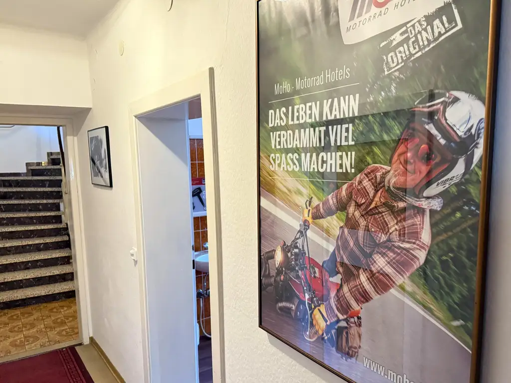 Überregional bekanntes Motorradhotel im südlichen Waldviertel sucht neue Eigentümer!