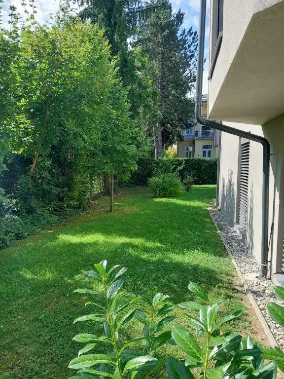 Großzügige 5-Zimmer-Gartenwohnung mit Tiefgaragenplatz in Villenviertel zwischen UNI und LKH - Nähe Hilmteich ab sofort zu vermieten!