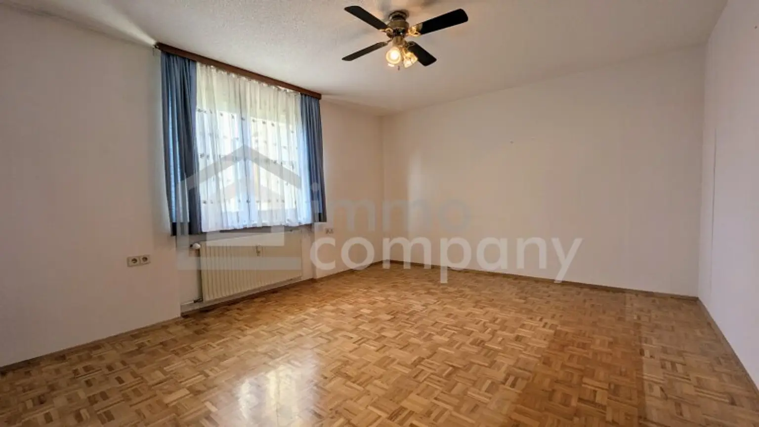 Großzügige 3-Zimmer-Wohnung mit Loggia in zentraler Lage – inkl. Küche und Gemeinschaftsgarten!