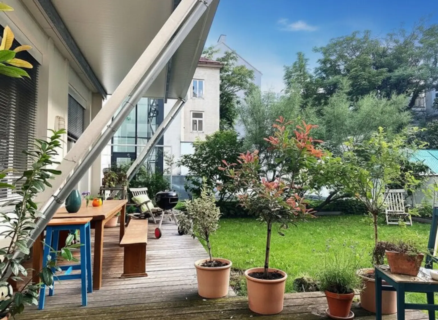 Garten mit Terrasse