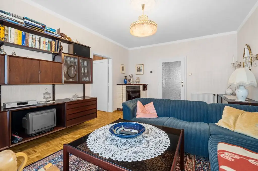 Gemütliche 4-Zimmer-Wohnung mit Balkon in 1050 Wien! +++ RE/MAX Trend +++