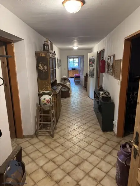 Einfamilienhaus mit großem Keller und traumhaftem Wald-Blick