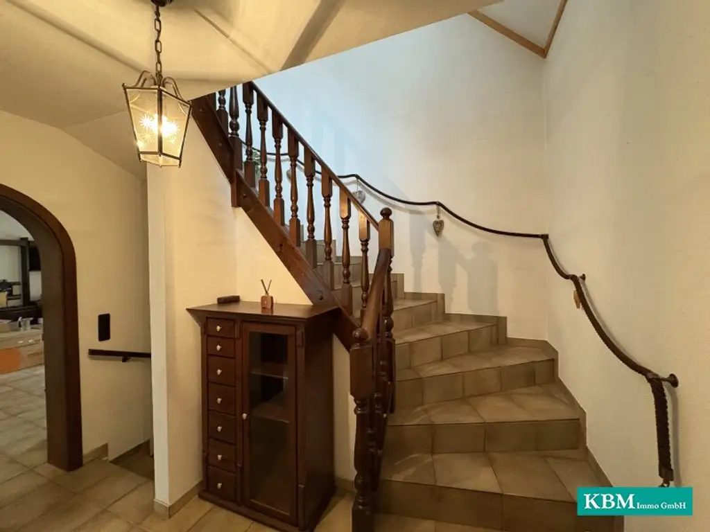 Gepflegtes Haus mit Terrasse in ruhiger Siedlungslage