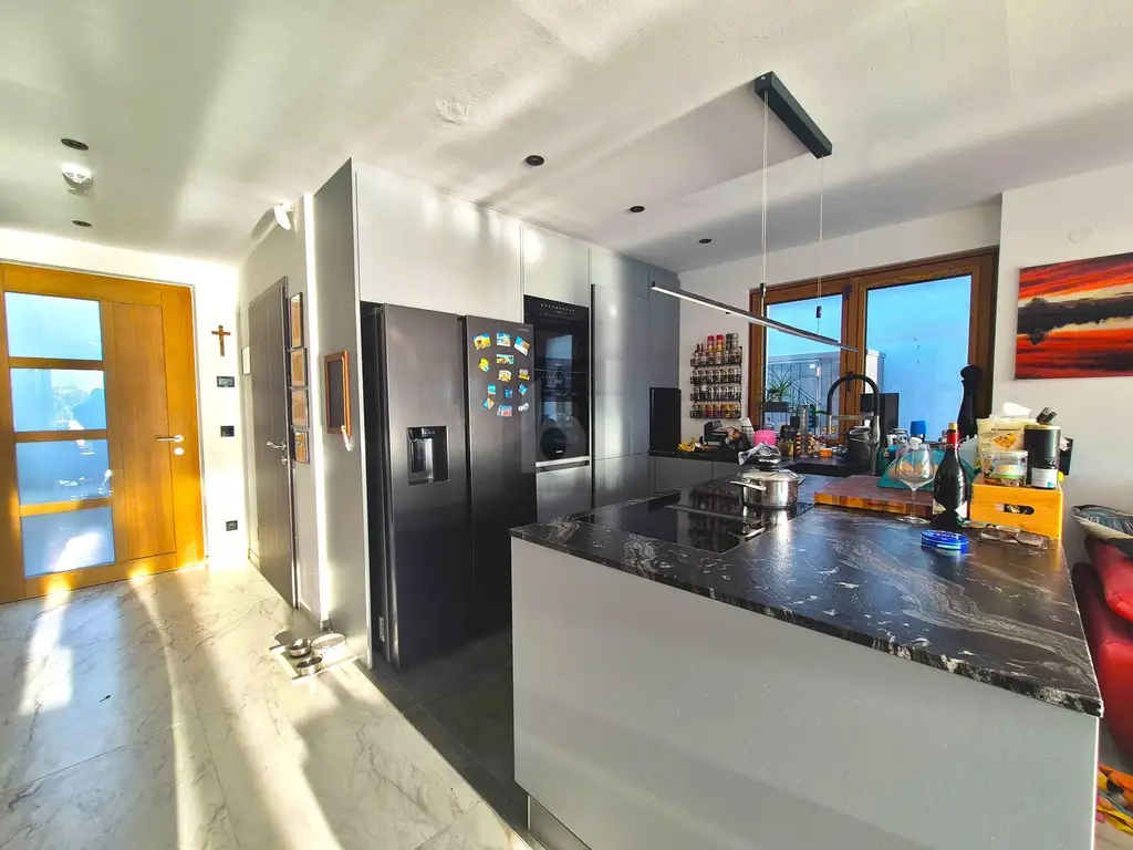 EIN ZUHAUSE FÜR DIE SEELE ? RUHE, ELEGANZ UND TECHNIK AUF HÖCHSTEM NIVEAU