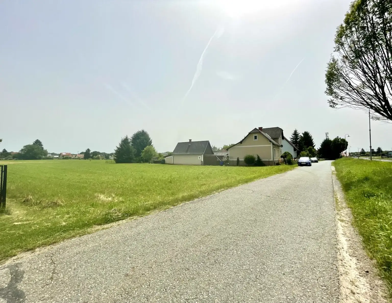 Baubewilligtes Wohnbauprojekt mit 12 Wohneinheiten und 18 überdachten PKW Abstellplätzen