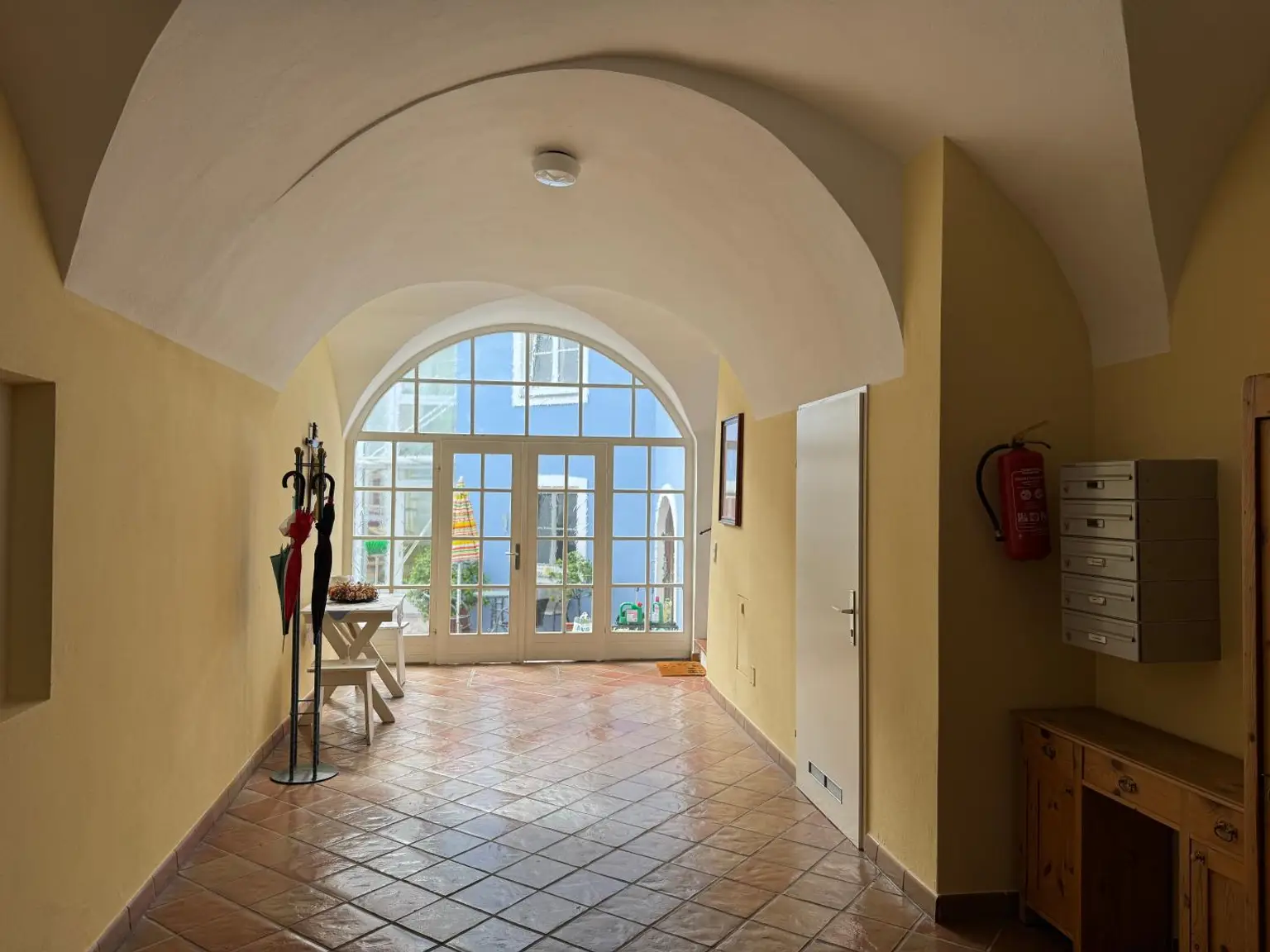 Romantische Wohnung im Erdgeschoß mit Altstadtflair!