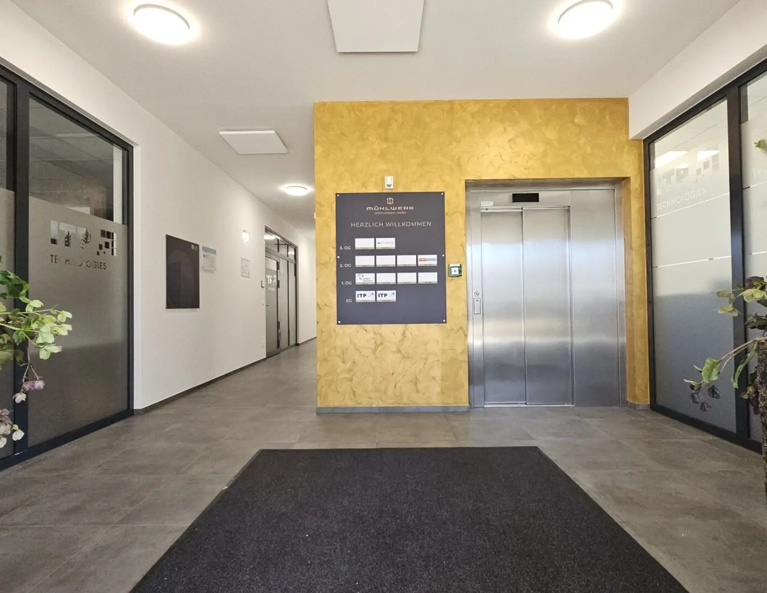 Neubau- Büro mit 59m² -Teeküche, Klimaanlage und 3,5 kWp Photovoltaik im Mietpreis inkludiert, Hallenflächen auch vorhanden, 2 Minuten von der Autobahnabf. Gleisdorf entfernt