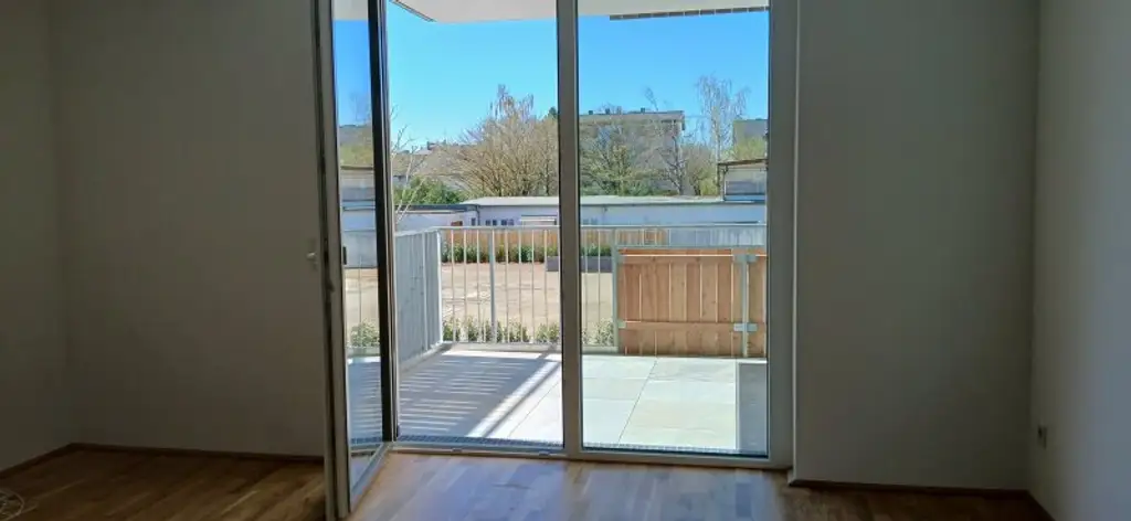 NEUBAU - ERSTBEZUG - Top 12 - Wunderschöne 2 Zimmerwohnungen mit großem Balkon und eigenem Tiefgaragenplatz