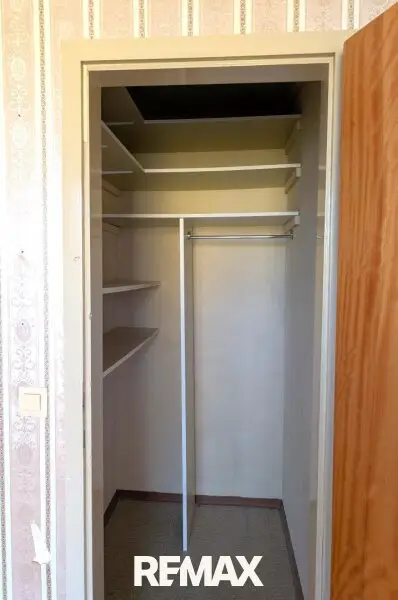 begehbarer Kleiderschrank