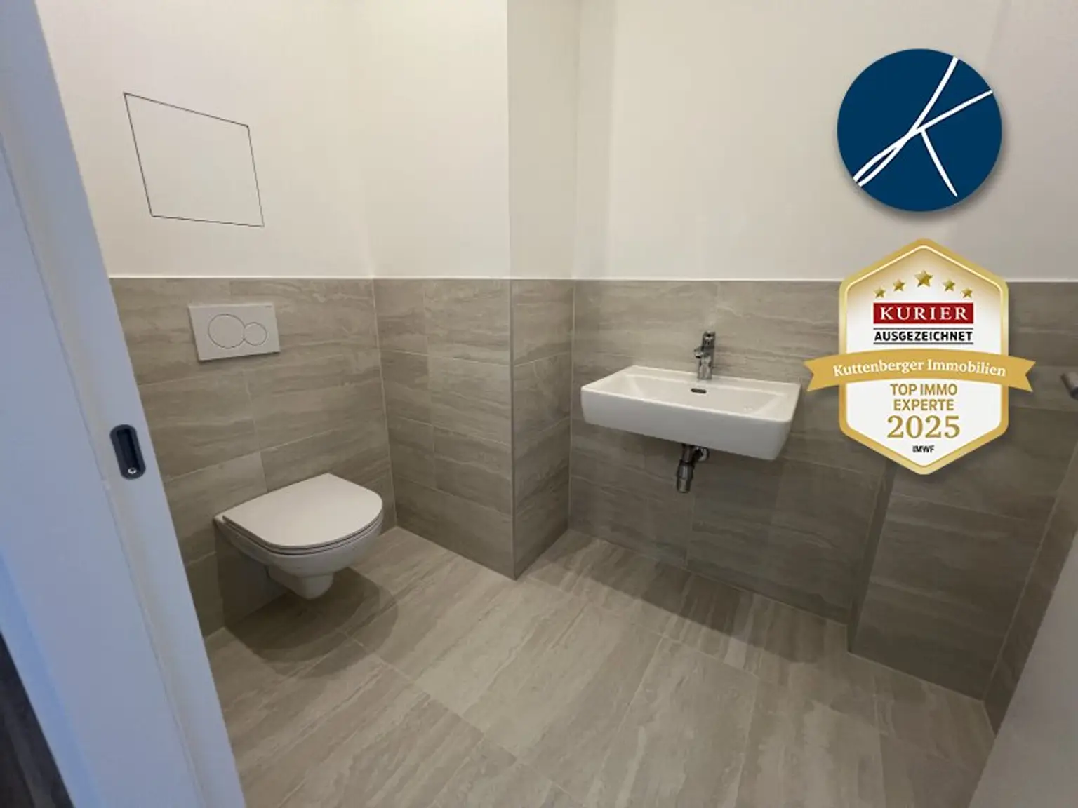 *Superprojekt: ''Über den Baumwipfeln" TOP 49 MIT ZWEI TRAUMHAFTEN WEST-LOGGIEN