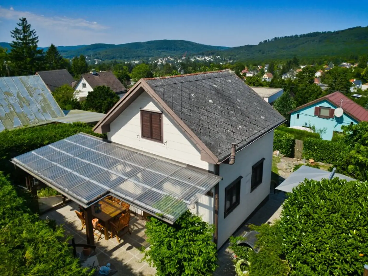 Seltenes Kleingarten-Eigentum am Wolfersberg – Haus mit Ausbaupotenzial, Terrasse & herrlicher Blick ins Grüne
