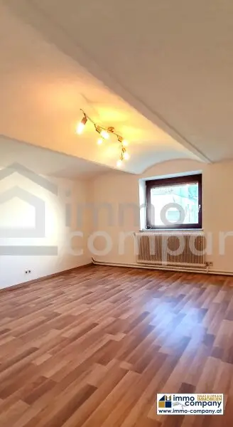 Selbstversorger ..... Haus mit Acker und großen Nebengebäuden in Ortsrandlage