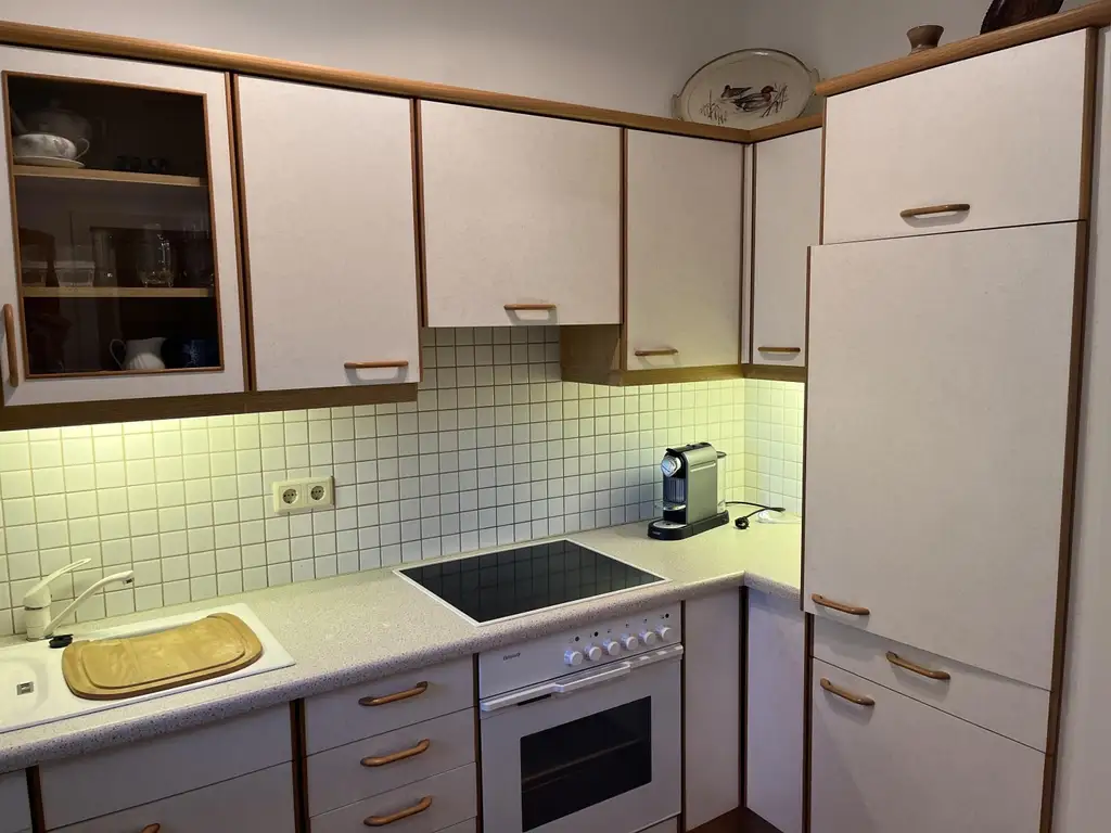 Sehr charmante Altbauwohnung in TOP-Lage