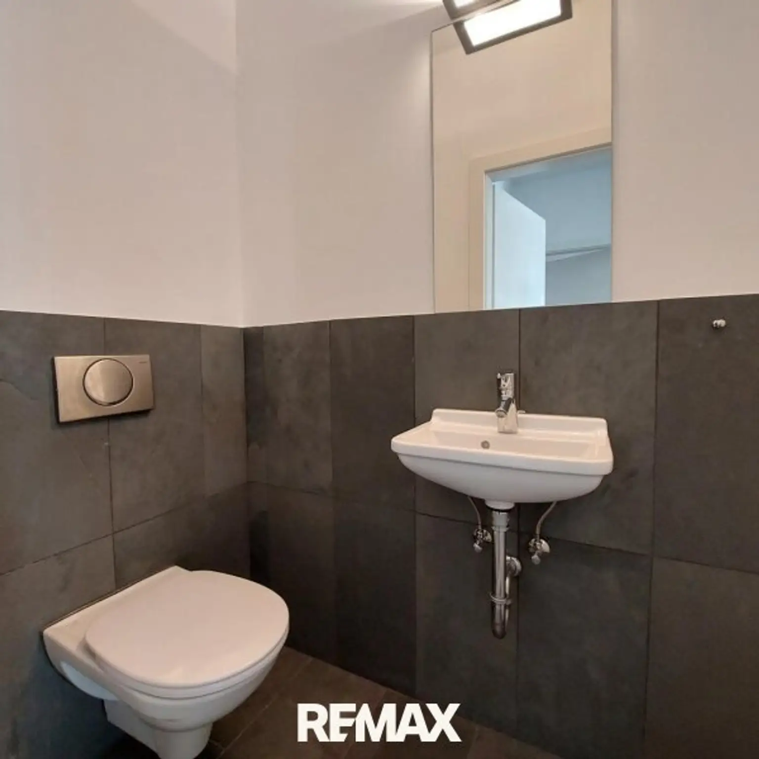 moderne Toiletten