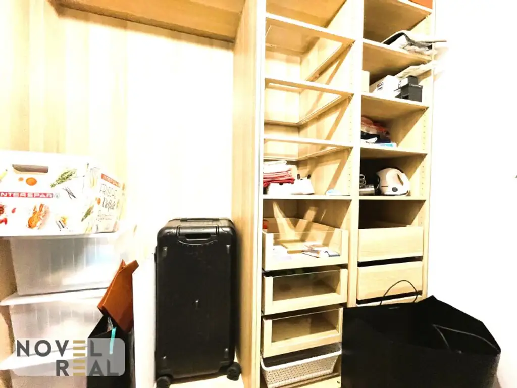 Exklusive Wohnung mit hochwertiger Ausstattung und Garage.