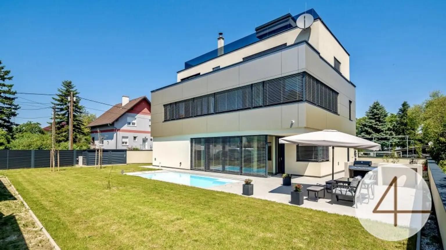 2 premium Villen direkt nebeneinander - mit grünen Weitblick - sonnige Ausrichtung - hochwertige Ausstattung - Salzwasserpool - Garage - Lift