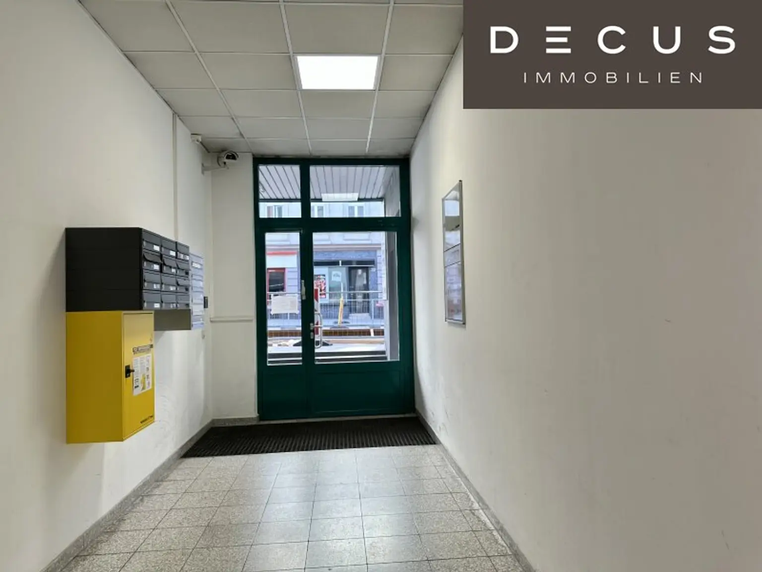 + + + ARKADENHOF + + + GEKÜHLTES BÜRO + + +  U3 Schlachthausgasse + + +