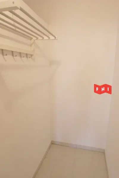 Unbefristete 4 Zimmer Stilaltbauwohnung Nähe Lycèe Francais & Palais Liechtenstein