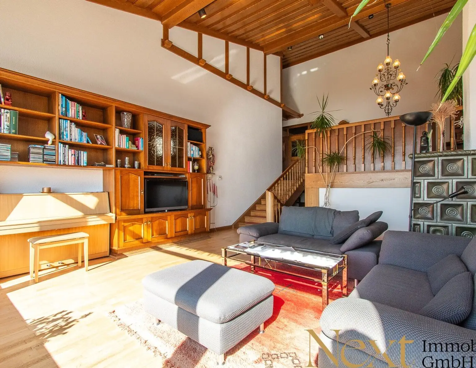 Exklusives Einfamilienhaus in Altenberg (Oberbairing) bei Linz mit Einliegerwohnung, Pool und Wintergarten!