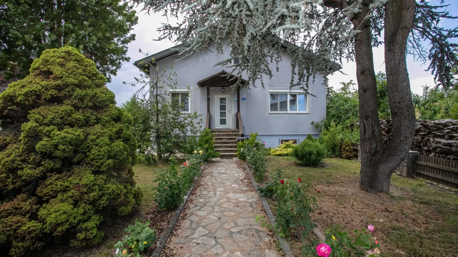 PROVISIONFREI! Viel Platz & Gartenidylle –  in Engabrunn