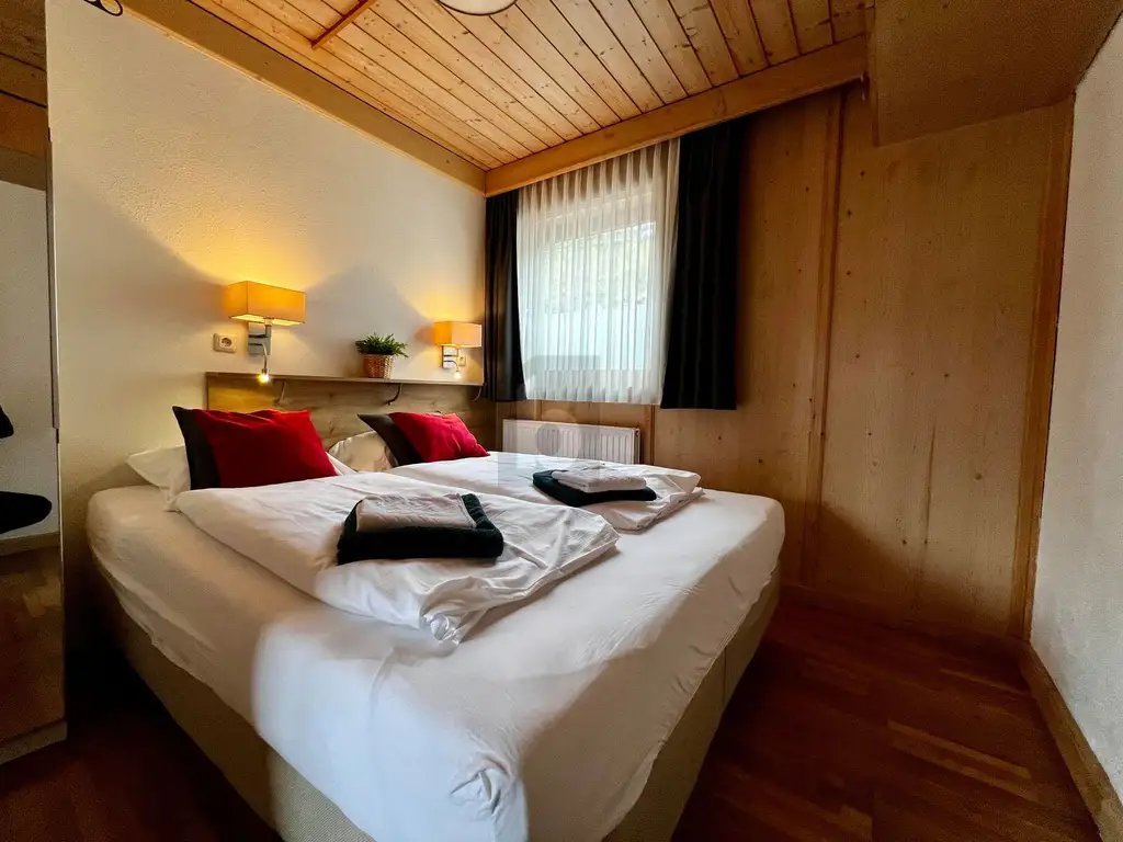 TRAUMHAFTER AUSBLICK! APPARTMENTHAUS ZUR TOURISTISCHEN VERMIETUNG MIT EIGENTUMSWOHNUNG