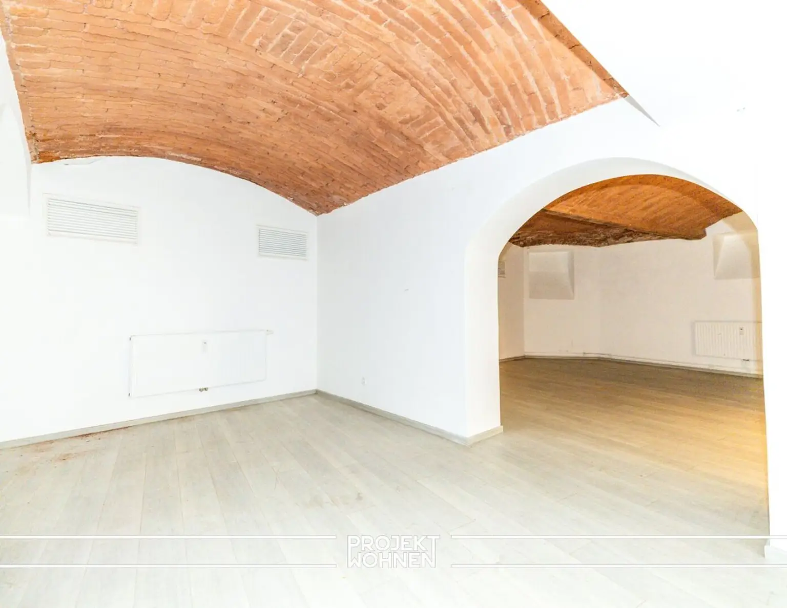 KOMPLETTE LÜFTUNGSANLAGE I AB SOFORT I WOW I EINZIGARTIGES GESCHÄFTSLOKAL I 2 STOCKWERKE I SÜDTIROLER PLATZ I KUNSTHAUS NÄHE I PASSANTENFREQUENZ