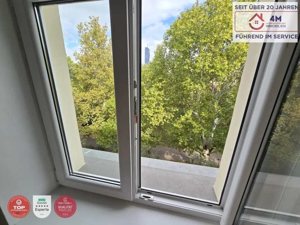 🏠 Charmante, komplett sanierte Altbauwohnung am Mexikoplatz – 4. Liftstock