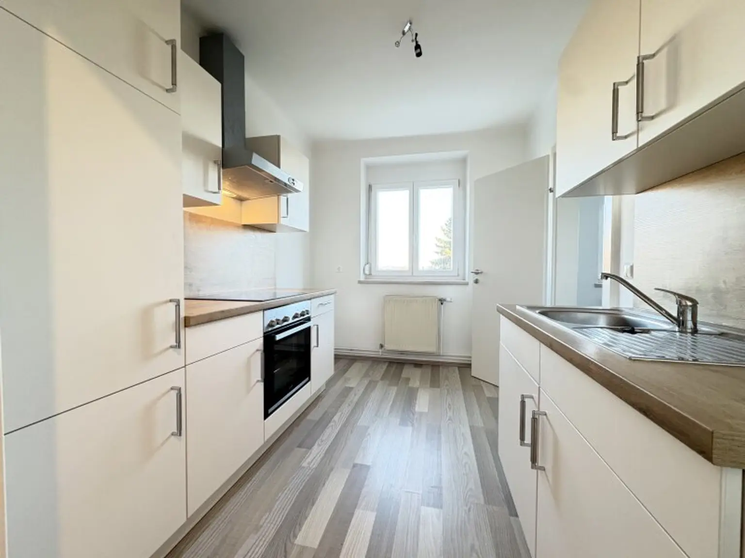 Top saniert, 2 Zimmer - Nähe Fachhochschule