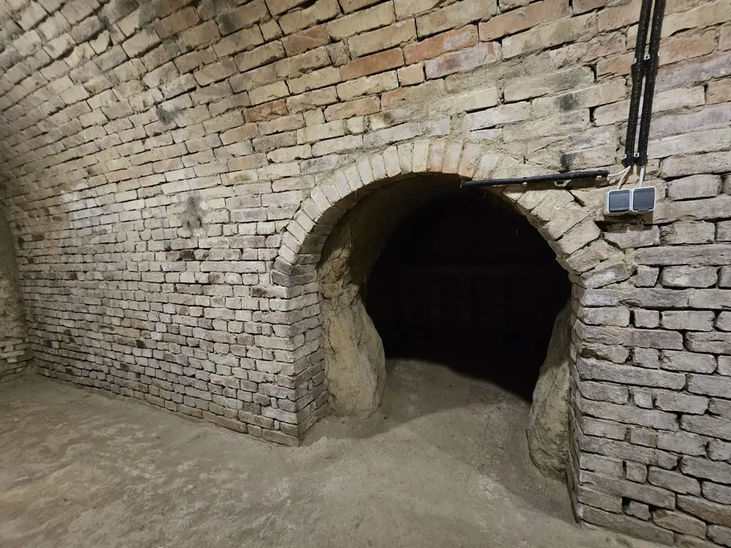 Sanierter Weinkeller mit historischem Charme in idyllischer Lage