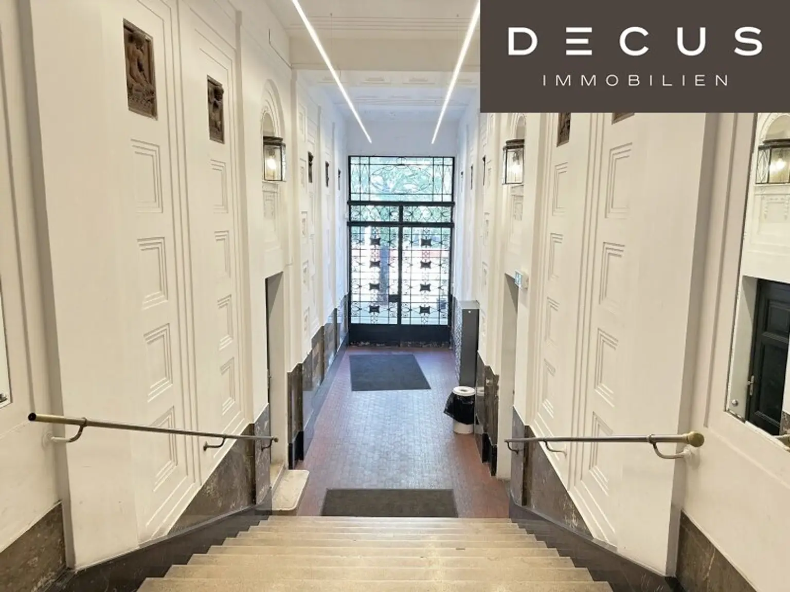 | 4 ZIMMER | SIEBENSTERNGASSE | AB SOFORT VERFÜGBAR | ALTBAU | BESICHTIGUNGEN MÖGLICH