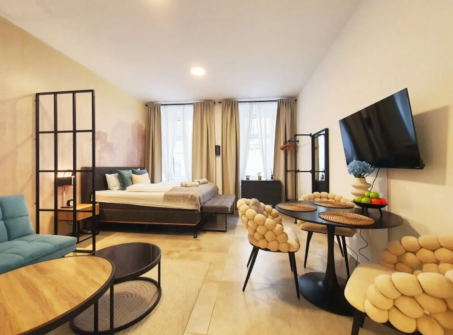 Wohnung-A: Zimmer 1 ca. 22,34 m²