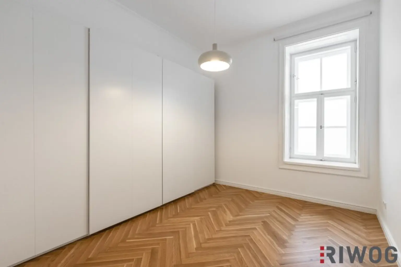 GARDEN IN THE CITY - ENTZÜCKENDE GARTENWOHNUNG MIT TERRASSE - TEILMÖBLIERT UND KOMPLETTKÜCHE - NÄHE MARIAHILFER STRASSE - SOFORT BEZIEHBAR