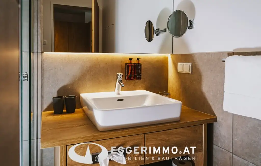 ELEMENTS RESORT Zell am See: Luxurious flat for sale in prime location - investment and holiday enjoyment in ONE
