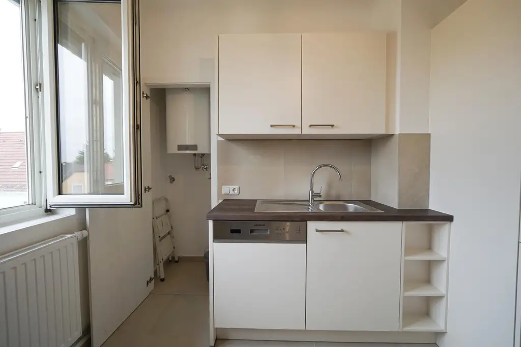 ERSTBEZUG NACH GENERALSANIERUNG – 3-Zimmer-Mietwohnung mit Balkon, Keller & Garage