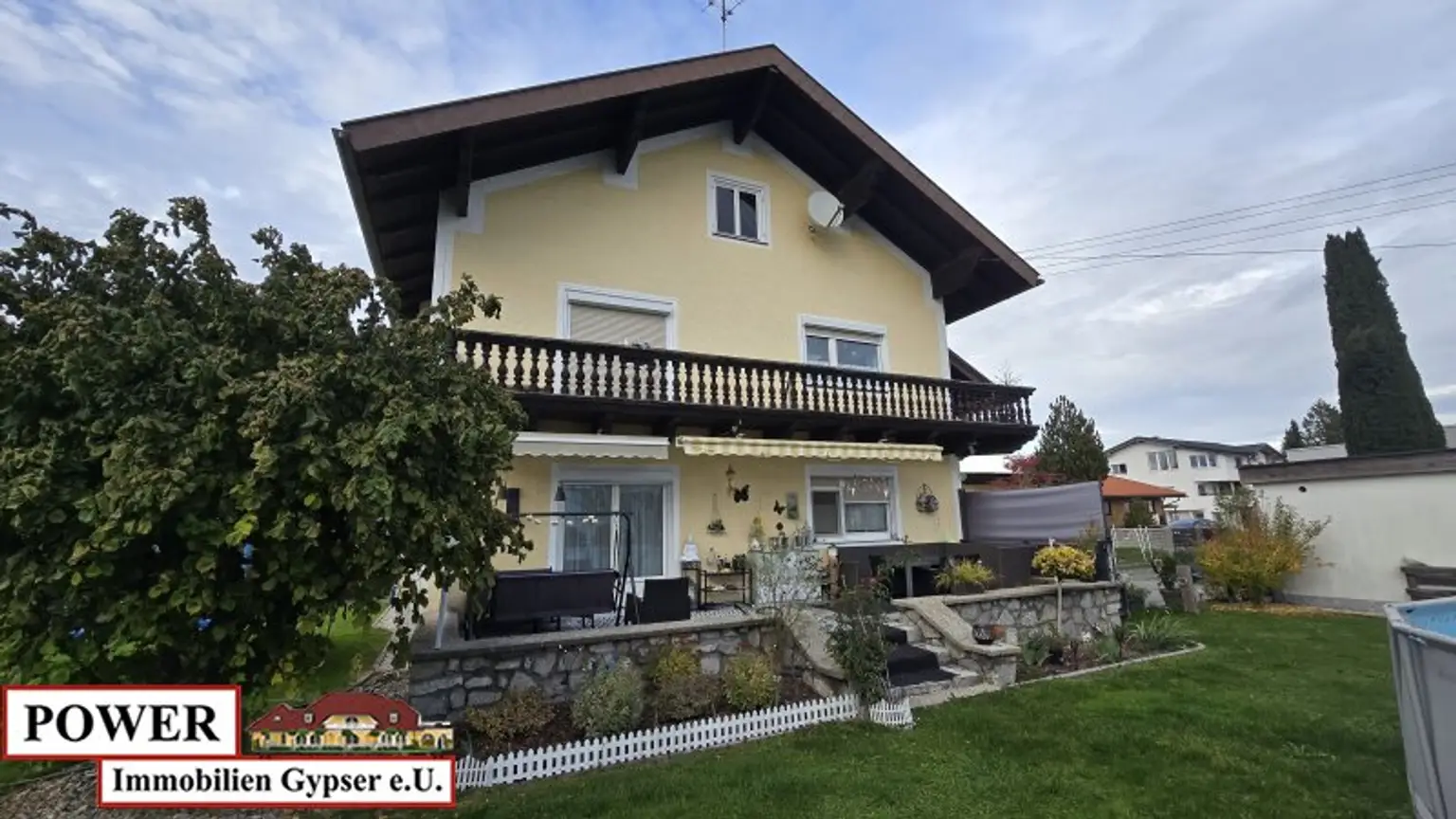 Großzügiges Wohnhaus in Zentrumsnähe !!