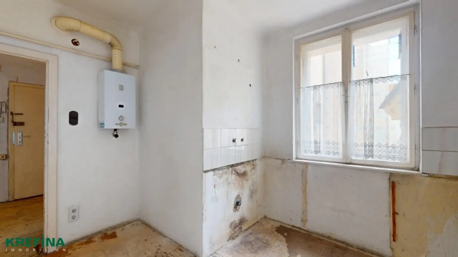 Gassergasse/Laurenzgasse:  General zu sanierende Kleinwohnung nahe Alois-Drasche-Park - 3. Liftstock - Gute Infrastruktur und Verkehrsanbindung