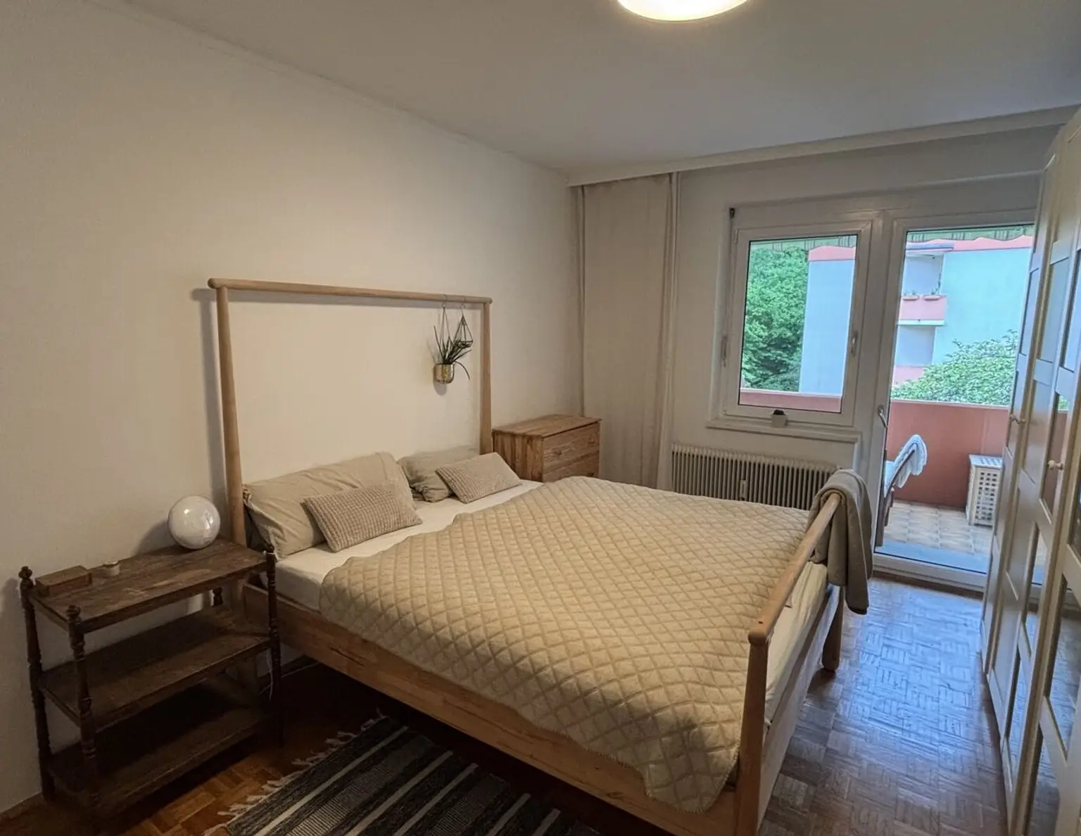 Absolute Ruhelage "Wohnung mit Terrasse und Blick ins Grün" am Berliner Ring - LKH Nähe