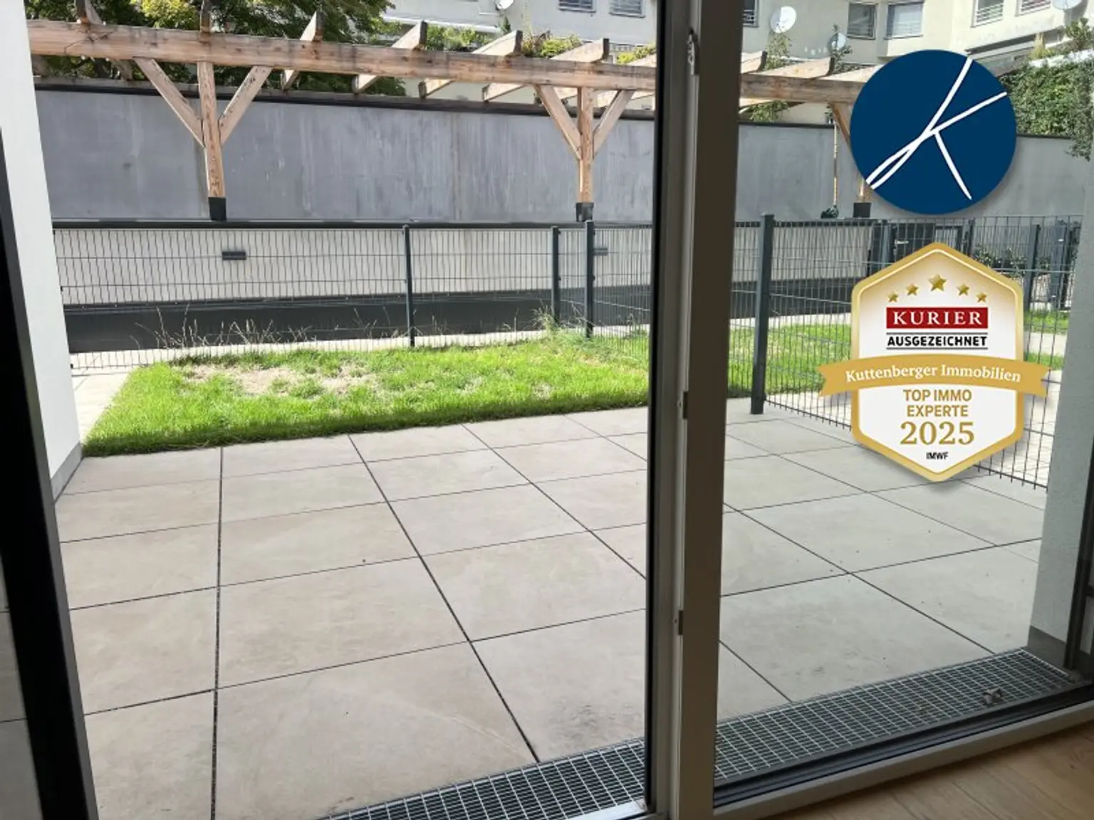 Gut vermietbar für Anleger nähe U6 Erlaaer Straße: Kleines Reihenhaus als Erstbezug mit Garten und Gartenterrasse