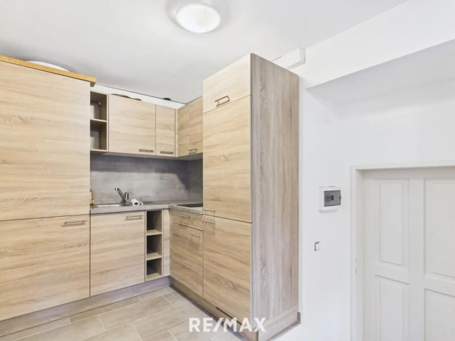 Etage 1- Küche Bild 1