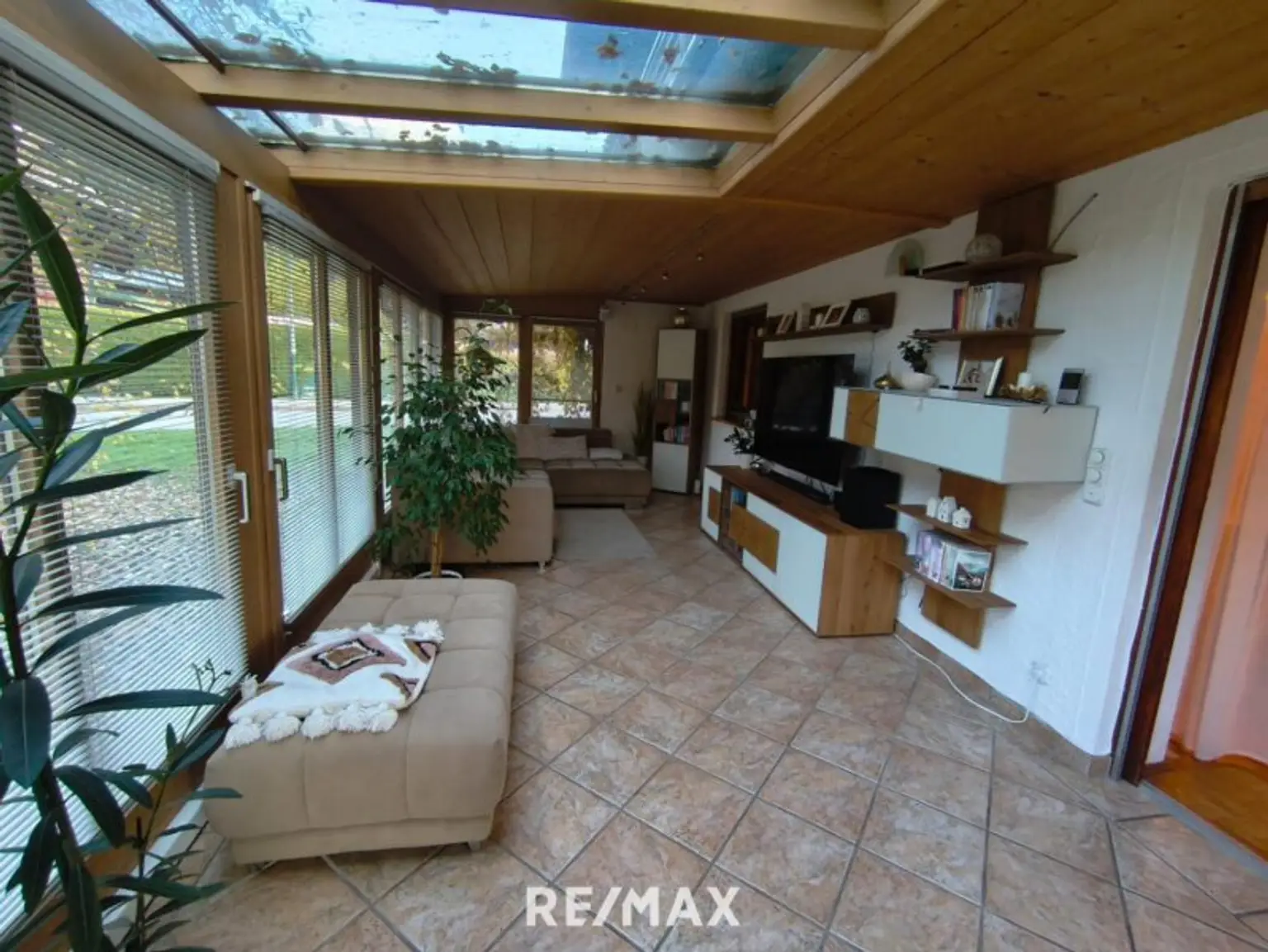 Wohnzimmer(Wintergarten)