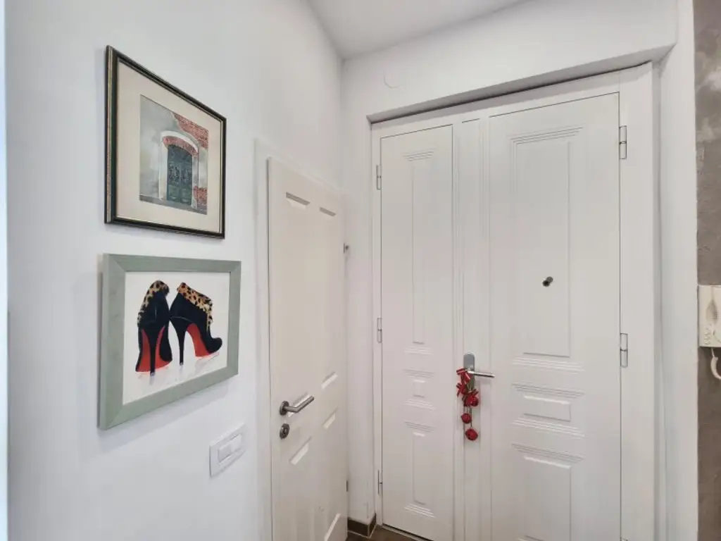 Designerwohnung mit 4 Zimmern und separater Küche – exklusive Altbau-Residenz mit Wiener Charme