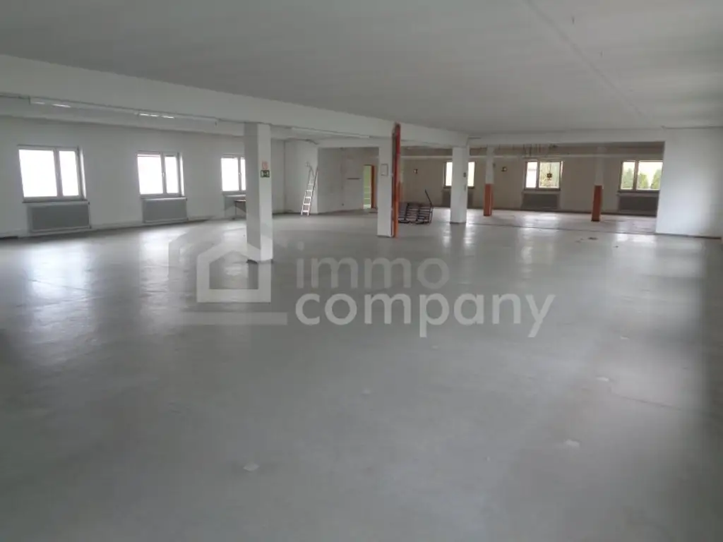 Neuer Preis!!! Interessantes Anlageobjekt für Firmensitz  oder ca. 18 Wohneinheiten! ...und weitere 1312m² Freifläche/ Baugrund für zB. Reihenhäuser um Euro 158.000!!!