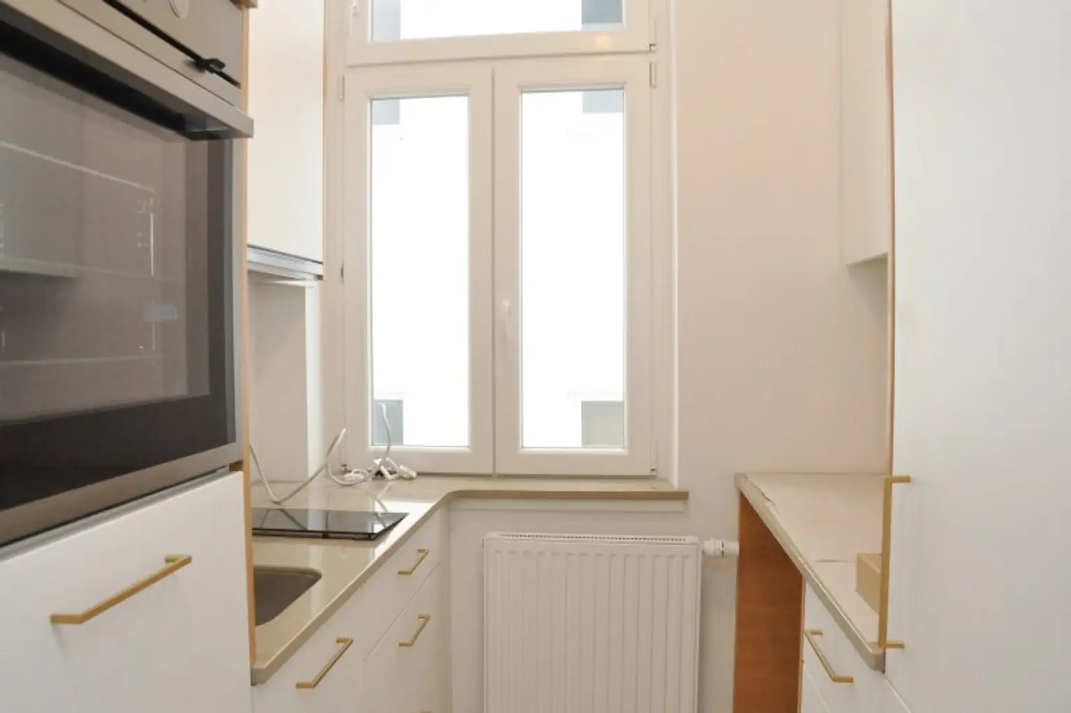 Erstbezug | Top sanierte 2-Zimmer Maisonette | 2 Balkone | unbefristet