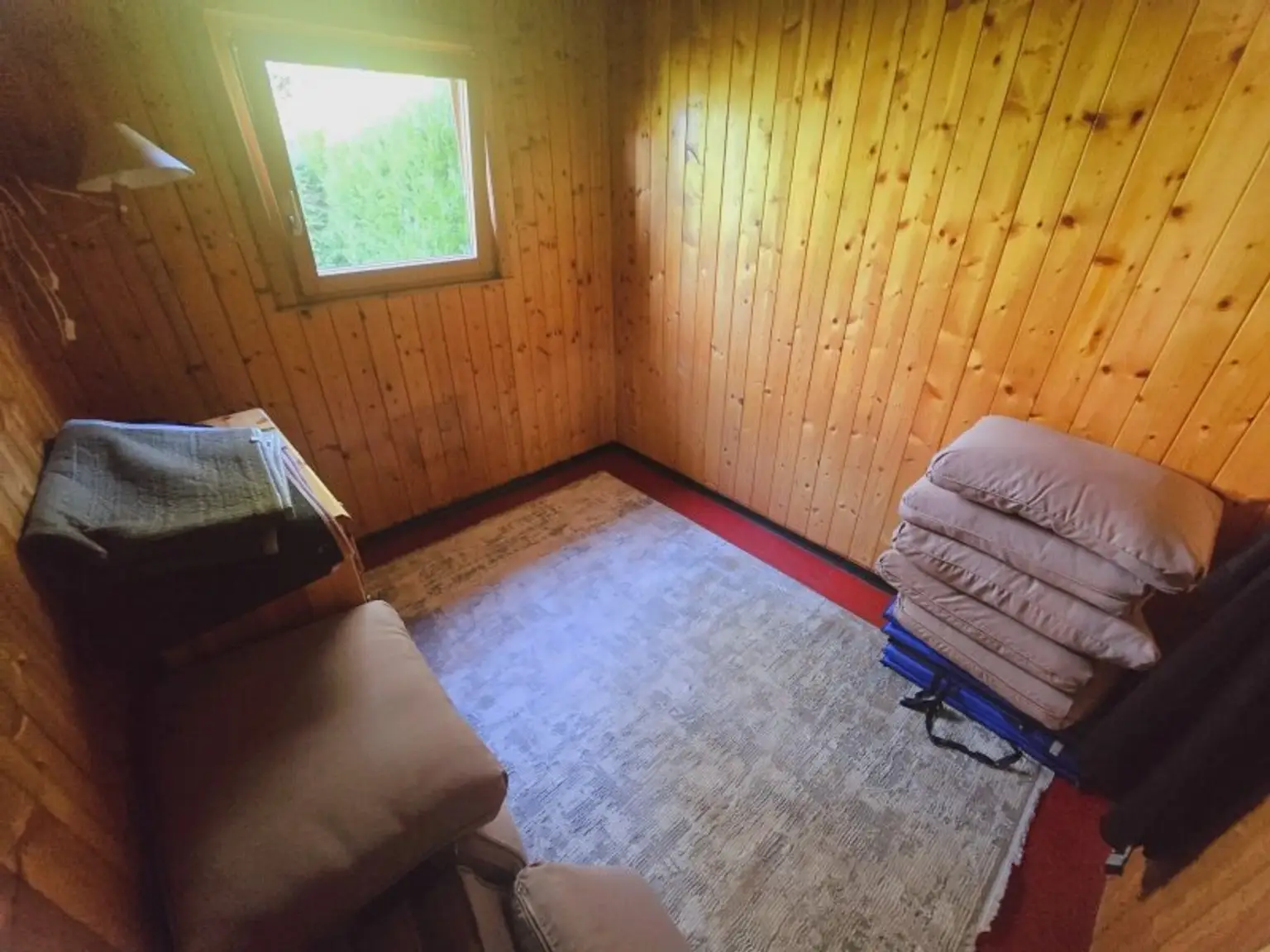 + SOMMERAKTION - EINMALIGE CHANCE + Ferienhaus am Neufelder See - Möglich auch als Zweitwohnsitz - paar Minuten vom Badesee entfernt - Privatstraße um nur € 44.900,-
