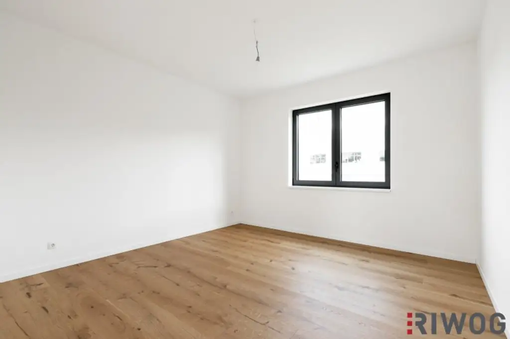 ERSTBEZUG | 5 Zimmer | Exklusive Doppelhaushälfte  | ca. 104 m² Garten | Luftwärmepumpe | KFZ-Stellplatz | 5 Minuten ins Zentrum Perchtoldsdorf
